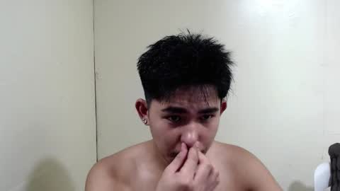 Snapshot of urcutie_asianboy chatting on 30, 9, 2025 KEN online show from 30, 9, 2025