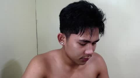 Snapshot of urcutie_asianboy chatting on 8, 10, 2025 KEN online show from 8, 10, 2025