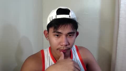 Snapshot of urcutie_asianboy chatting on 2, 11, 2025 KEN online show from 2, 11, 2025