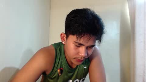 Snapshot of urcutie_asianboy chatting on 6, 11, 2025 KEN online show from 6, 11, 2025