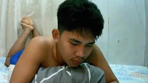 Snapshot of urcutie_asianboy chatting on 24, 11, 2025 KEN online show from 24, 11, 2025