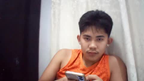 Snapshot of urcutie_asianboy chatting on 25, 11, 2025 KEN online show from 25, 11, 2025