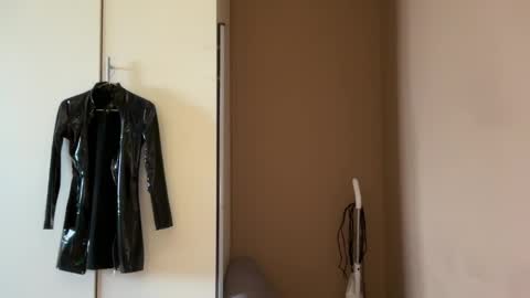 Margo online show from 10, 4, 2026