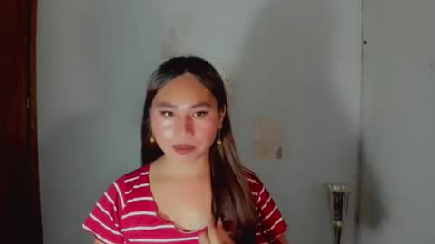 Snapshot of urdoll_trixie chatting on 26, 11, 2025 trixie tan online show from 26, 11, 2025