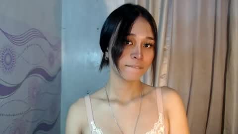 Snapshot of urdreamgirl_stephanie chatting on 7, 7, 2026 stephanie online show from 7, 7, 2026