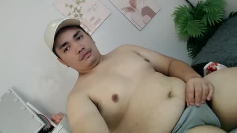 Snapshot of ure_fattytoy143 chatting on 31, 5, 2026 ure_fattytoy143 online show from 31, 5, 2026