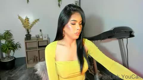 Angela Cullens online show from 26, 12, 2024