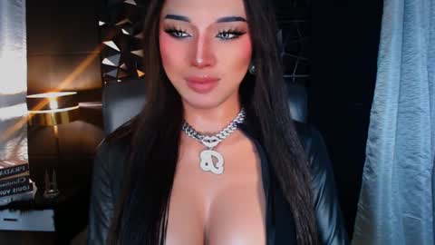 My bella 3 online show from 3, 10, 2025