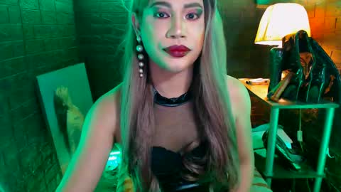 Snapshot of urhardcockqueenxxx chatting on 7, 2, 2025 queen norelle online show from 7, 2, 2025