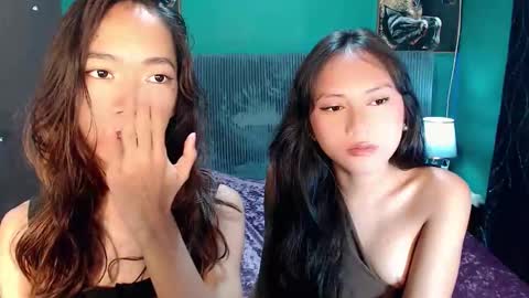 Snapshot of urhot_athena chatting on 24, 4, 2026 urhot_athena online show from 24, 4, 2026