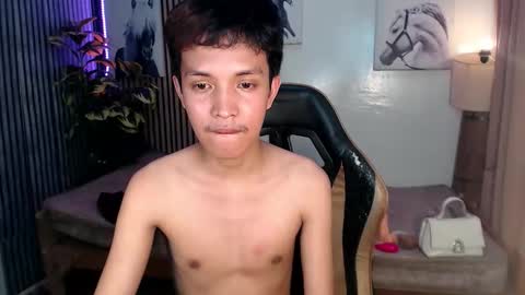 urhot_johny online show from 11, 4, 2026