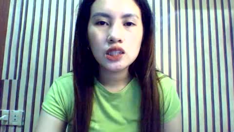 Snapshot of urhotasian4u chatting on 22, 5, 2026 Jhossa online show from 22, 5, 2026
