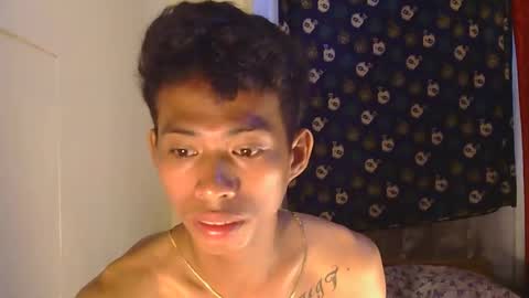 Snapshot of urhotfuckingass chatting on 14, 10, 2025 richard online show from 14, 10, 2025
