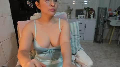 Snapshot of urhotmistress02 chatting on 5, 5, 2026 urhotmistress02 online show from 5, 5, 2026