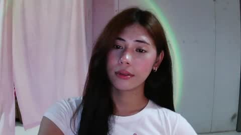 urhottie_nova online show from 24, 6, 2026