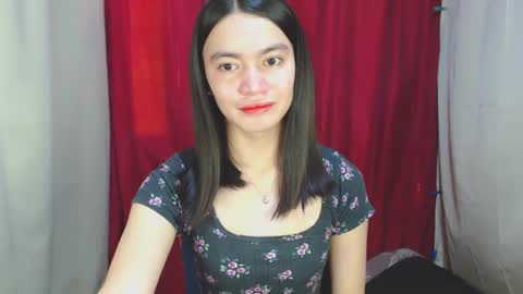 Snapshot of urhottiest_katey chatting on 6, 12, 2024 Katey online show from 6, 12, 2024