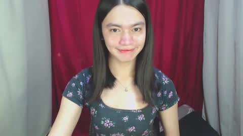 Snapshot of urhottiest_katey chatting on 8, 12, 2024 Katey online show from 8, 12, 2024