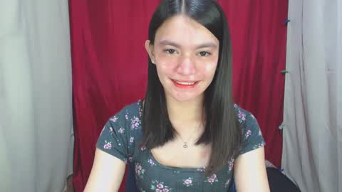 Snapshot of urhottiest_katey chatting on 2, 1, 2025 Katey online show from 2, 1, 2025