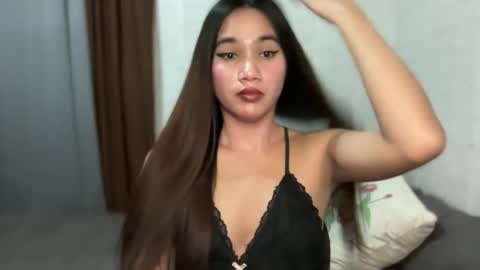 urhottylicious_cum online show from 2, 4, 2026