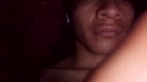 Uriel sgueme en ig  online show from 21, 1, 2025