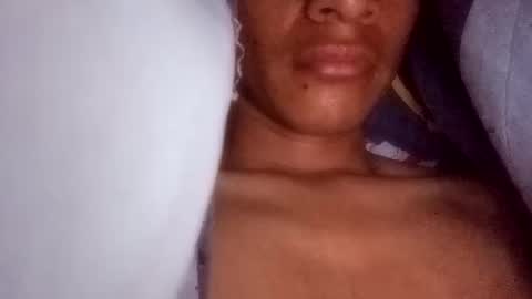 Uriel sgueme en ig  online show from 2, 2, 2025