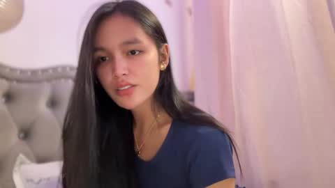 Amira online show from 12, 11, 2025