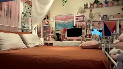 Snapshot of urlittlefilipina chatting on 28, 11, 2025 urlittlefilipina online show from 28, 11, 2025