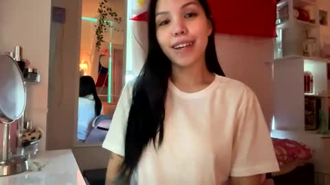 urlittlefilipina online show from 19, 12, 2025