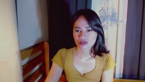 urlovely_che online show from 6, 11, 2025