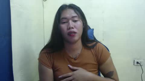 Snapshot of urlovely_sofie chatting on 2, 10, 2025 Sofie online show from 2, 10, 2025