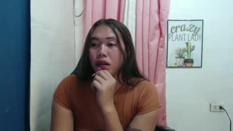 Snapshot of urlovely_sofie chatting on 10, 11, 2025 Sofie online show from 10, 11, 2025