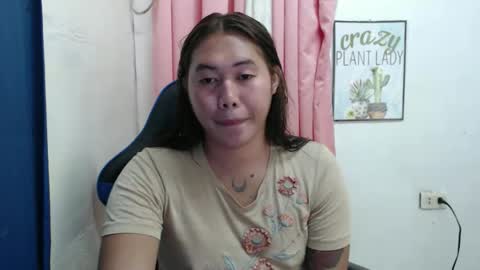 Snapshot of urlovely_sofie chatting on 13, 11, 2025 Sofie online show from 13, 11, 2025