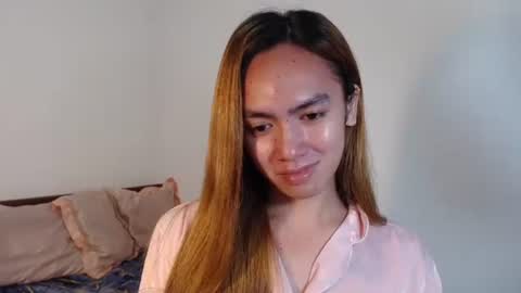 Snapshot of urlovelypinayxxx chatting on 11, 11, 2025 MIYA online show from 11, 11, 2025