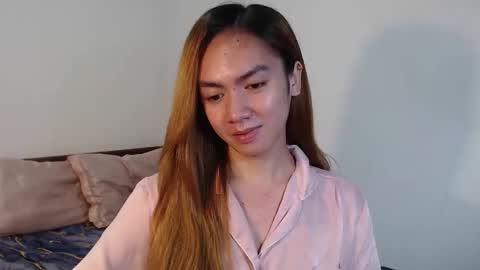 Snapshot of urlovelypinayxxx chatting on 3, 12, 2025 MIYA online show from 3, 12, 2025