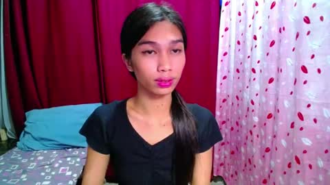 urloverjasmine_xx online show from 26, 7, 2026