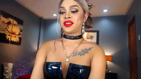 Snapshot of urmajestytyra chatting on 19, 1, 2025 UrMajestyTyra online show from 19, 1, 2025