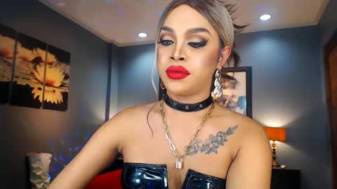 Snapshot of urmajestytyra chatting on 19, 1, 2025 UrMajestyTyra online show from 19, 1, 2025