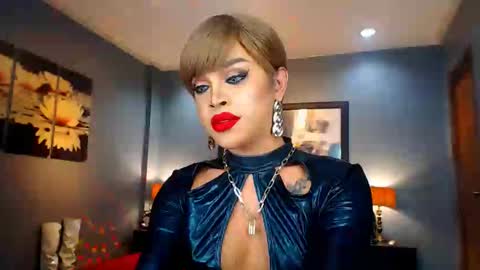 Snapshot of urmajestytyra chatting on 24, 1, 2025 UrMajestyTyra online show from 24, 1, 2025