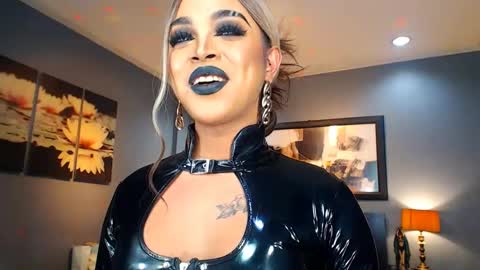 Snapshot of urmajestytyra chatting on 31, 1, 2025 UrMajestyTyra online show from 31, 1, 2025