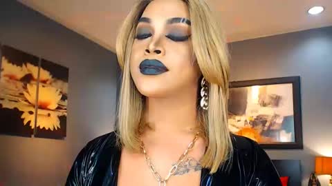 Snapshot of urmajestytyra chatting on 12, 2, 2025 UrMajestyTyra online show from 12, 2, 2025