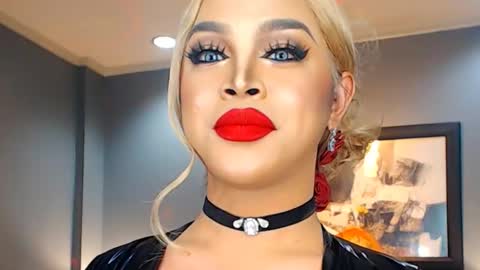 Snapshot of urmajestytyra chatting on 13, 2, 2025 UrMajestyTyra online show from 13, 2, 2025