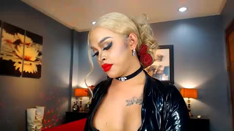 Snapshot of urmajestytyra chatting on 14, 2, 2025 UrMajestyTyra online show from 14, 2, 2025