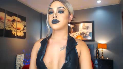 Snapshot of urmajestytyra chatting on 21, 2, 2025 UrMajestyTyra online show from 21, 2, 2025