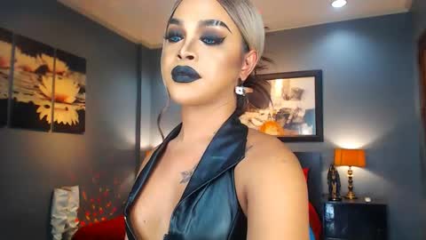 Snapshot of urmajestytyra chatting on 21, 2, 2025 UrMajestyTyra online show from 21, 2, 2025