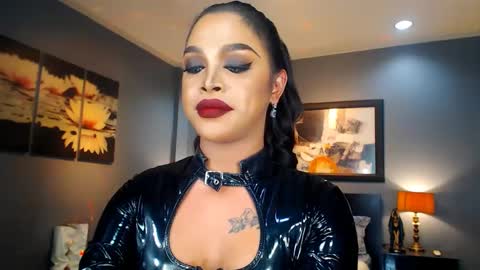 Snapshot of urmajestytyra chatting on 28, 2, 2025 UrMajestyTyra online show from 28, 2, 2025