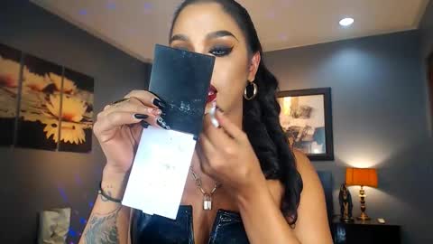 Snapshot of urmajestytyra chatting on 1, 3, 2025 UrMajestyTyra online show from 1, 3, 2025