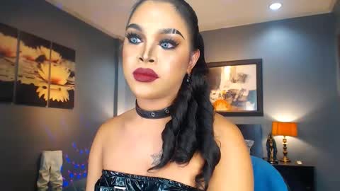 Snapshot of urmajestytyra chatting on 3, 3, 2025 UrMajestyTyra online show from 3, 3, 2025