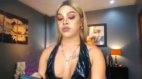 Snapshot of urmajestytyra chatting on 7, 3, 2025 UrMajestyTyra online show from 7, 3, 2025