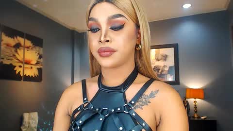 Snapshot of urmajestytyra chatting on 12, 3, 2025 UrMajestyTyra online show from 12, 3, 2025