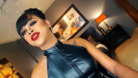 Snapshot of urmajestytyra chatting on 7, 11, 2025 UrMajestyTyra online show from 7, 11, 2025